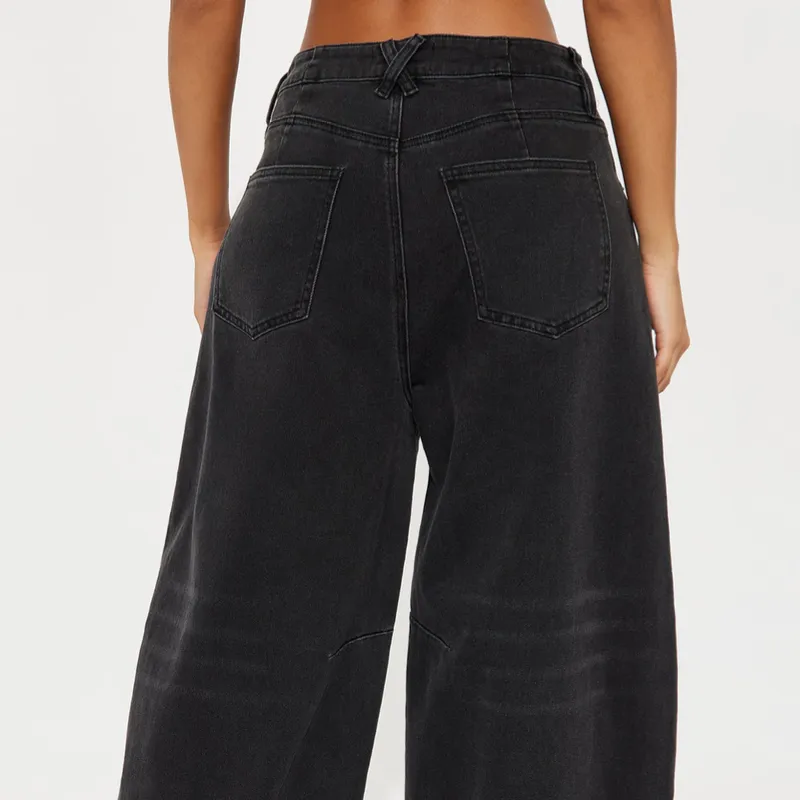 Pantalón Negro Estilo Burbuja 