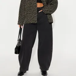 Pantalón Negro Estilo Burbuja 