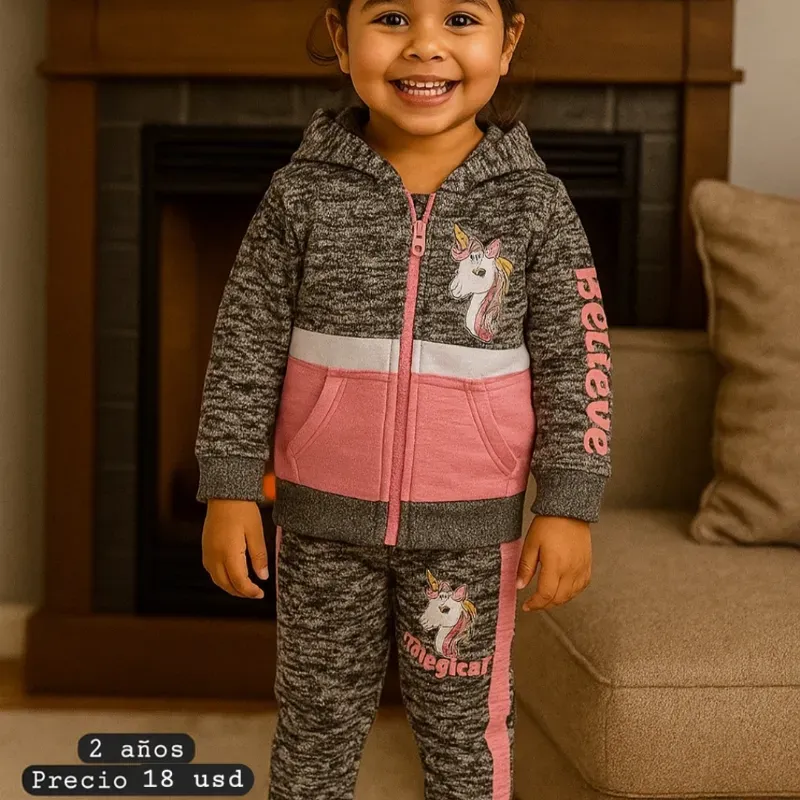 Conjunto abrigado para niñas 7