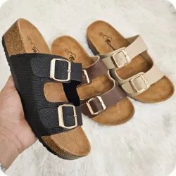 Sandalias con hebilla 