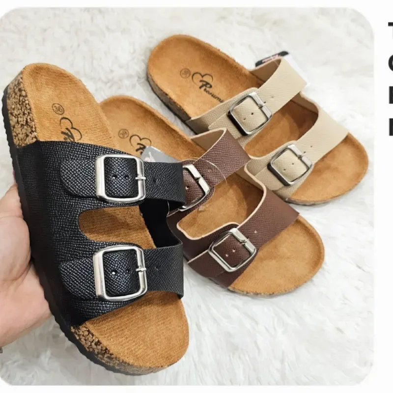 Sandalias con hebillas 2