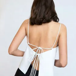 Blusa blanca con lazos sin espalda