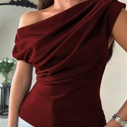 Blusa roja elegante
