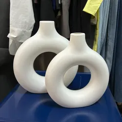 Jarrones blancos