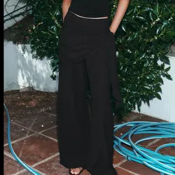Pantaloneta negro