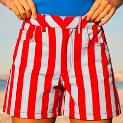Short de rayas