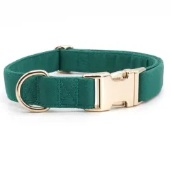 Collar verde