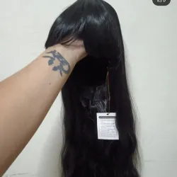 Peluca negra larga