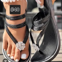 Sandalias negras