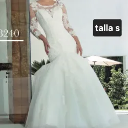 Vestido mangas encaje