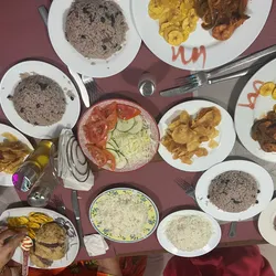 Cena en Restaurante para 6 personas 