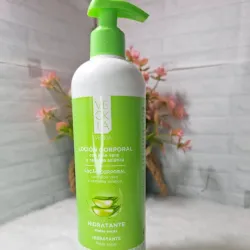 Crema corporal de aloe vera y Centella Asiática  