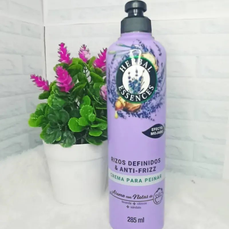 Crema para peinar Herbal Essences🍃💜 285ml