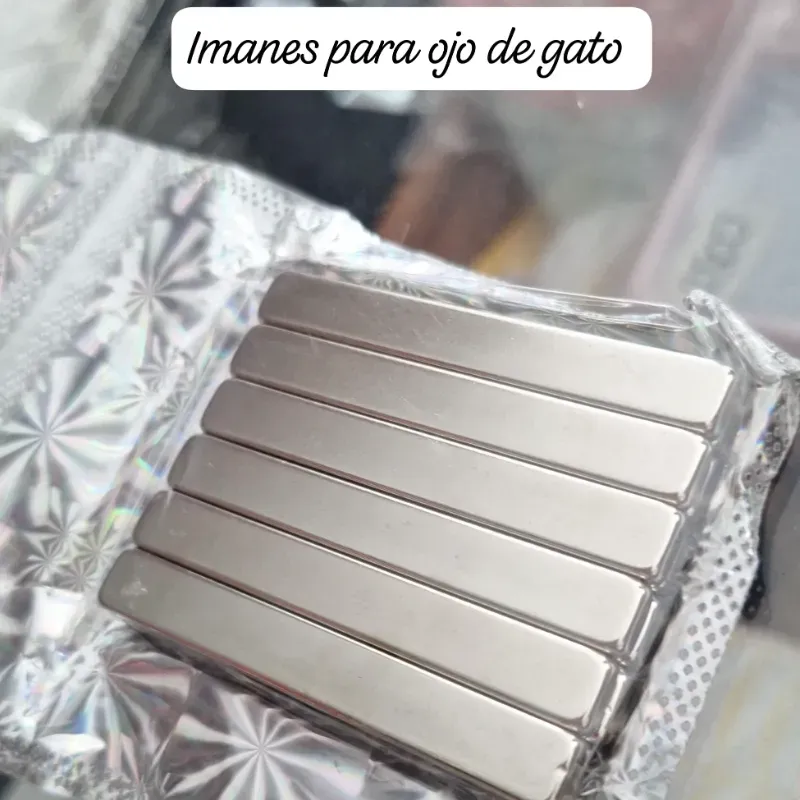 Iman para efecto ojo de gato