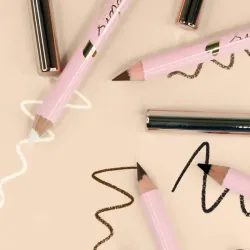 🌼Lápices delineadores de ojos y cejas