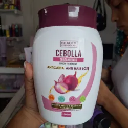 Mascarilla capilar anticaida  A base de cebolla  1000ml