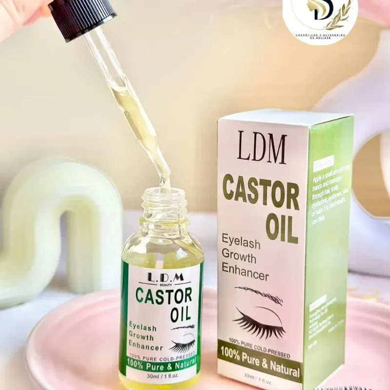 Sérum de aceite de castor para el crecimiento de las pestañas 
