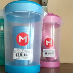 Jarra plástica+ 4 vasos