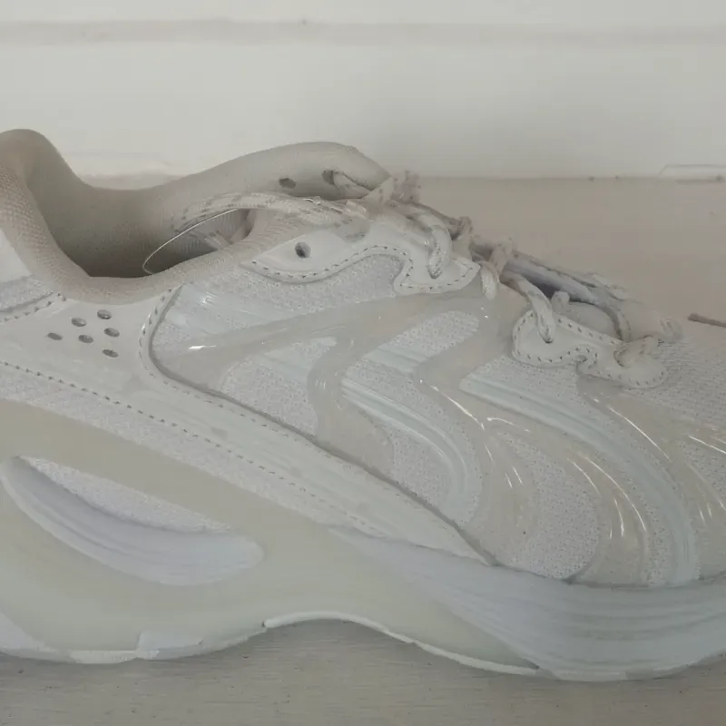 Zapatillas de hombre. #38.5