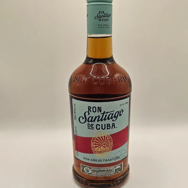 RON SANTIAGO AÑEJO TRADICIÓN 