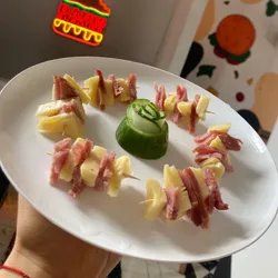 entremés de jamón y queso gouda