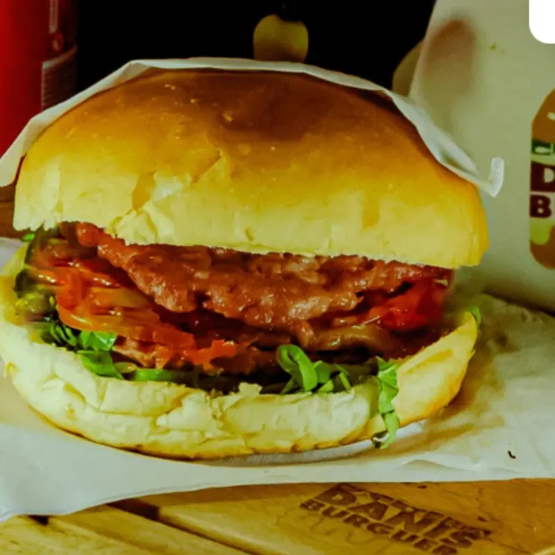 Especial de Cerdo con Queso Amarillo 