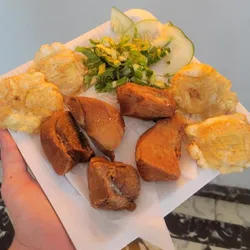 Masa de cerdo frita