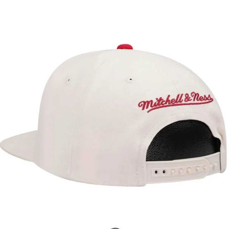 MITCHELL & NESS MIAMI HEAT REFRAME RETRO OFF WHITE SNAPBACK HAT