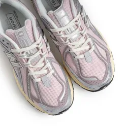 New balance 1906 Rose sugar