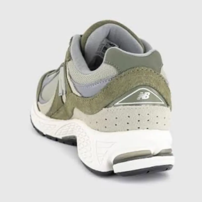 New balance 2002R