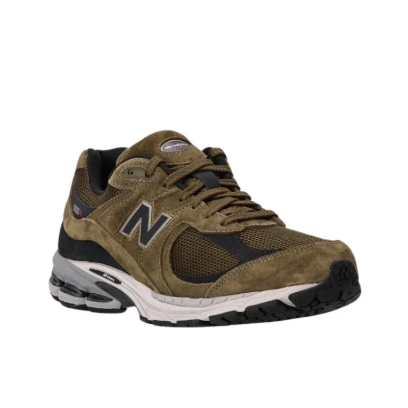 New balance 2002R
