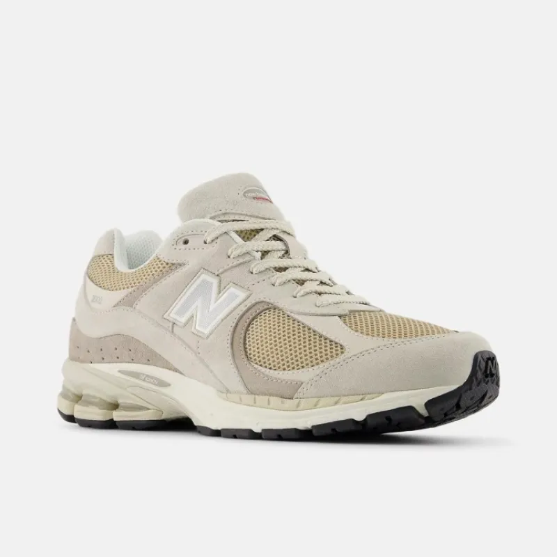 New balance 2002R
