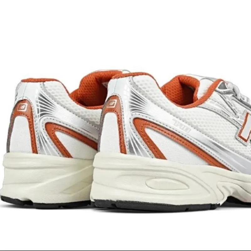 New Balance 740