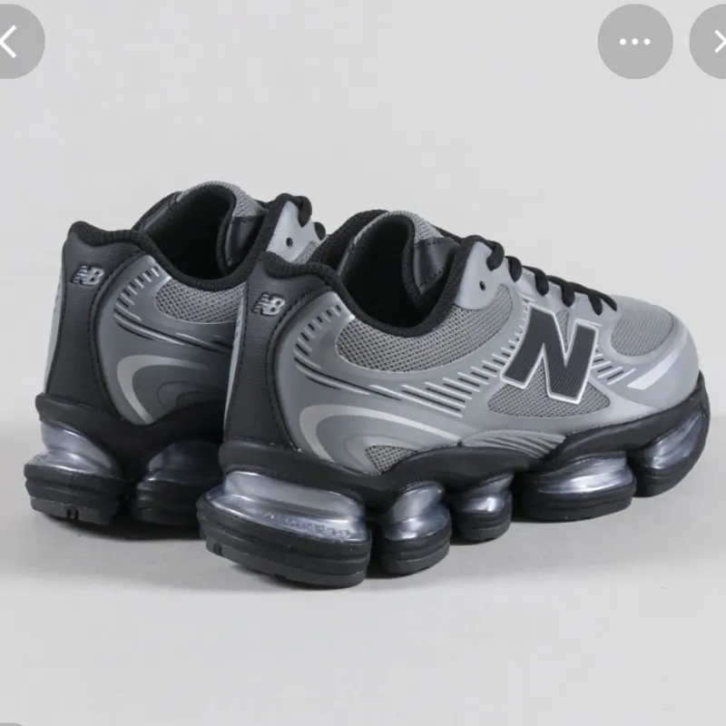 New balance Absorb 2000