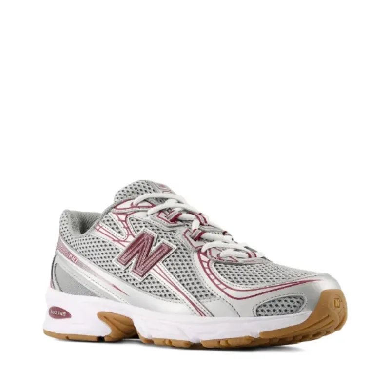 New Balance tenis 740