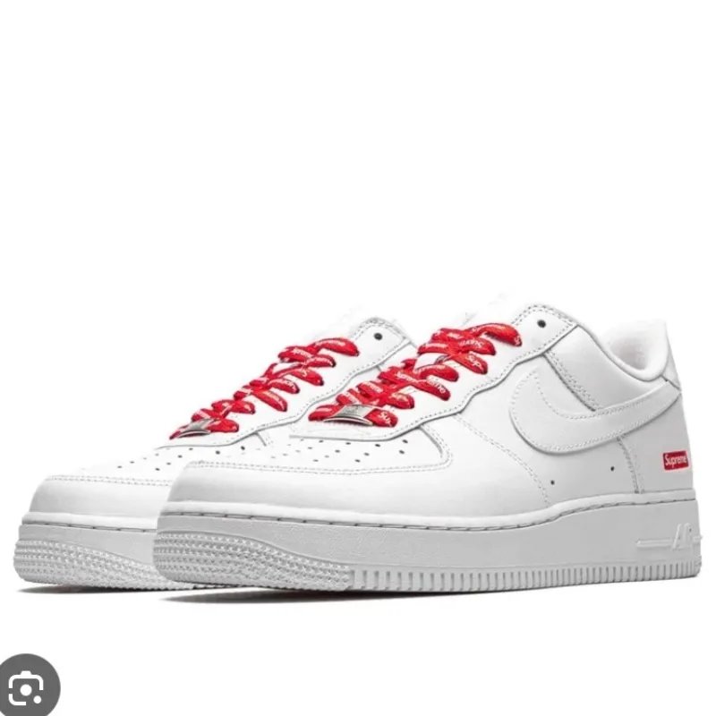 Nike Air Force 1 Supreme”