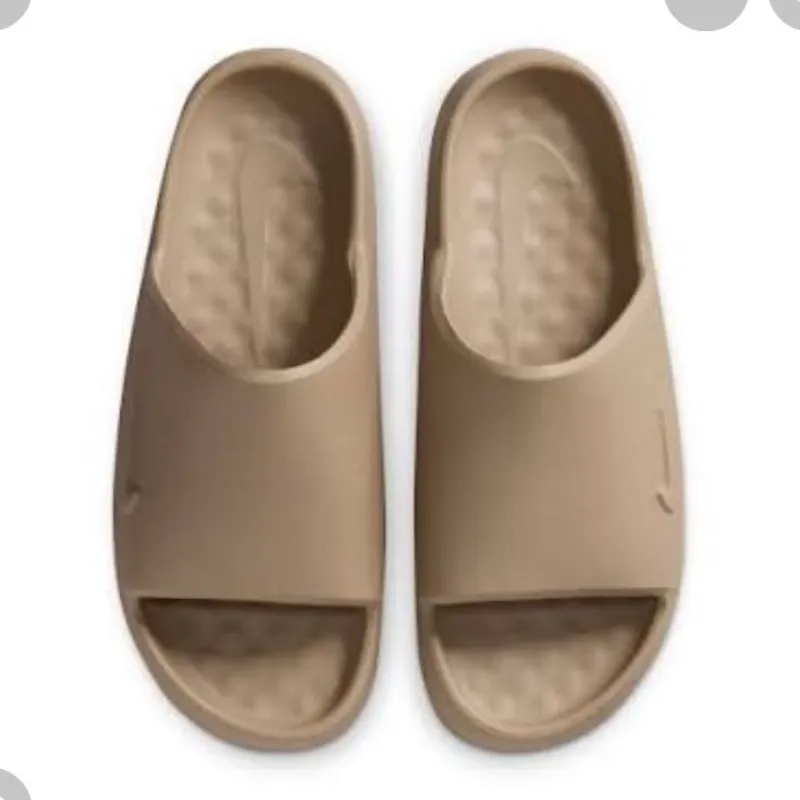 Nike calm slide