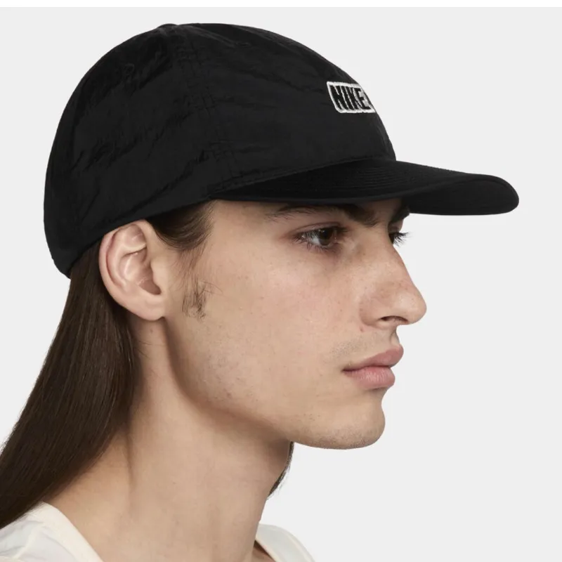 Nike Club Unstructured Flat Bill Outdoor Cap