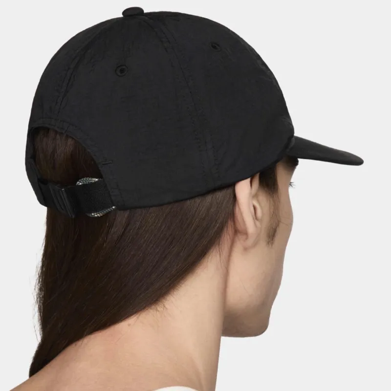 Nike Club Unstructured Flat Bill Outdoor Cap