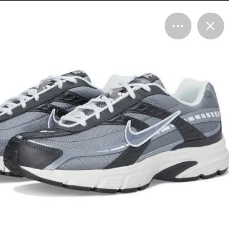 Nike Initiator