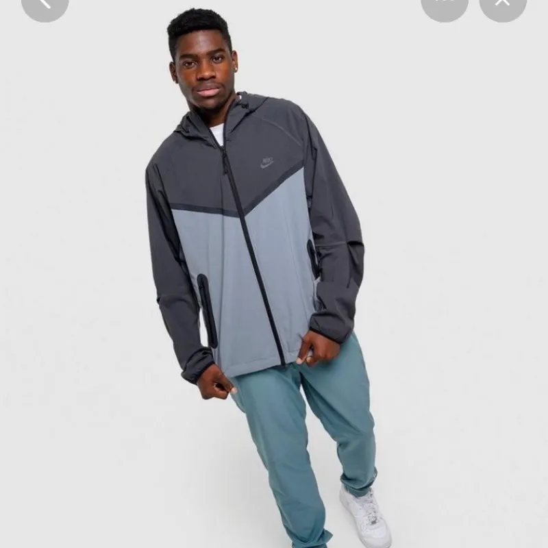 Nike Men's Tech Woven Jacket