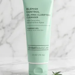 Limpiador Facial Clarificante con Ceramidas y Retinol