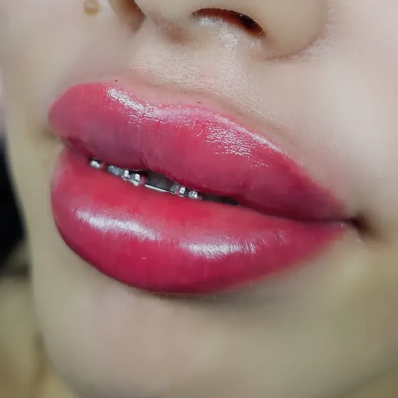 Micropigmentación de labios