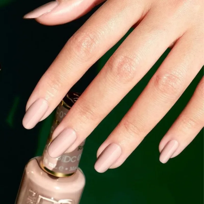 Esmalte DND 087 “Rose Powder”