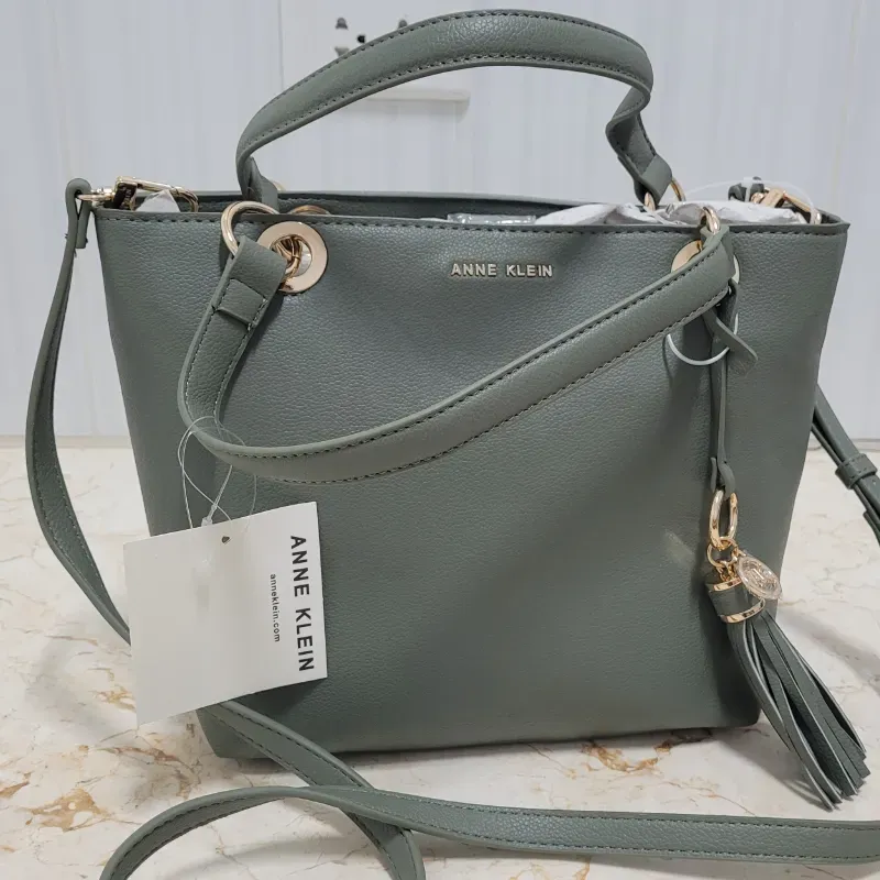 Cartera Anne Klein 