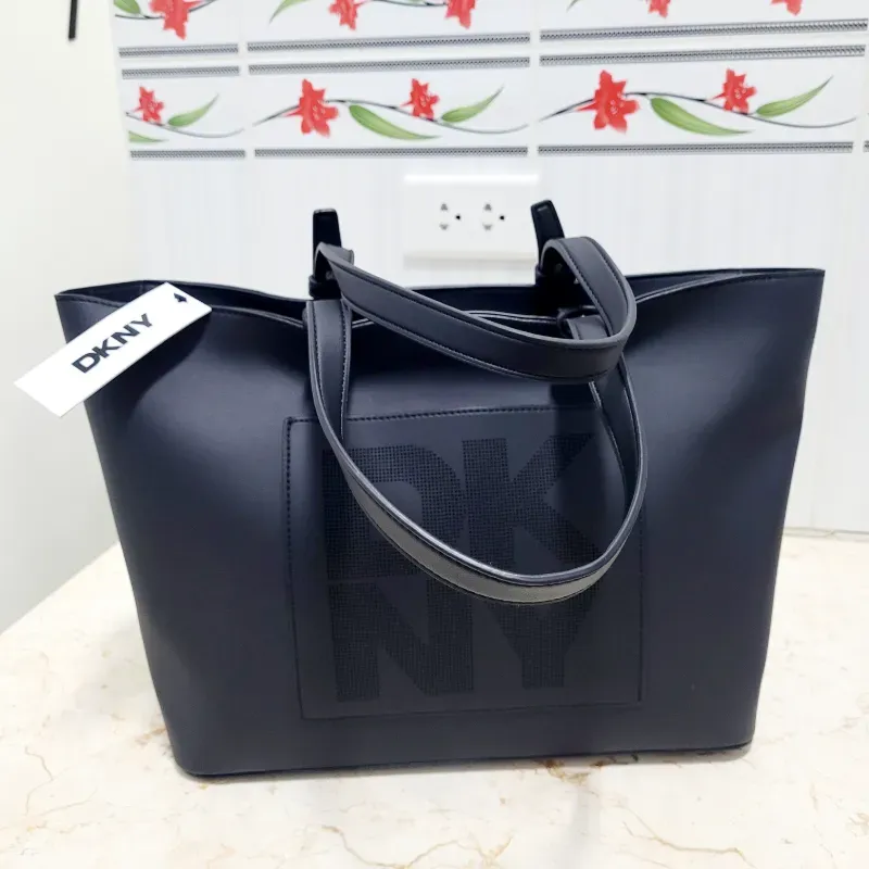 Cartera DKNY 