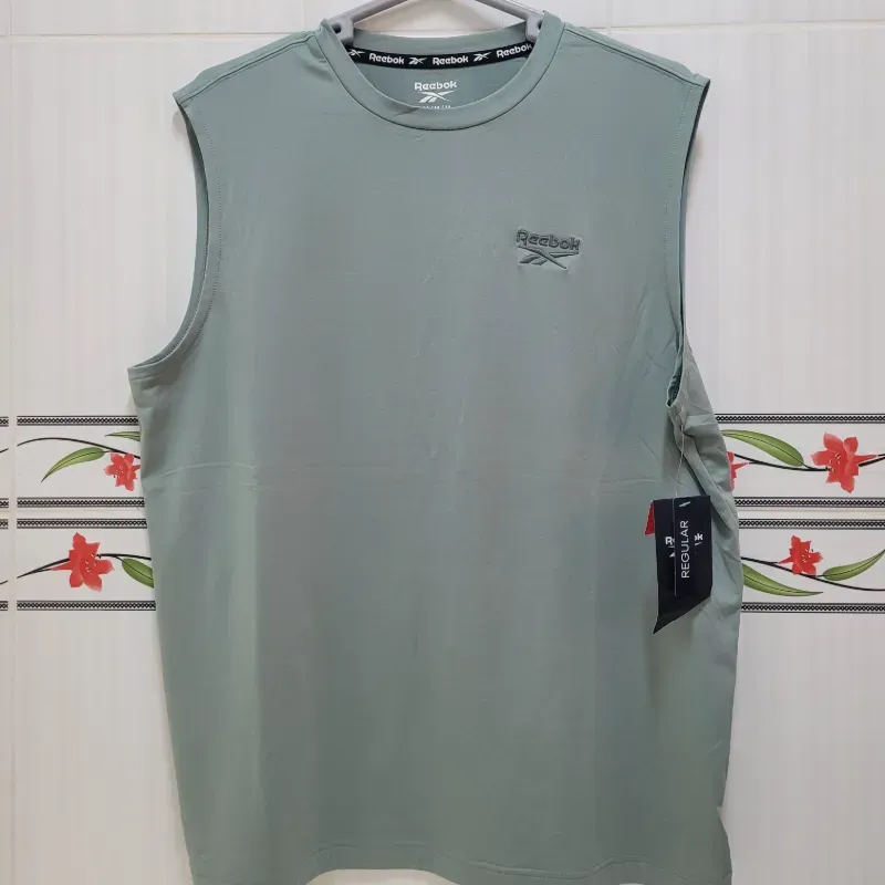 Desmangado  Reebok 
