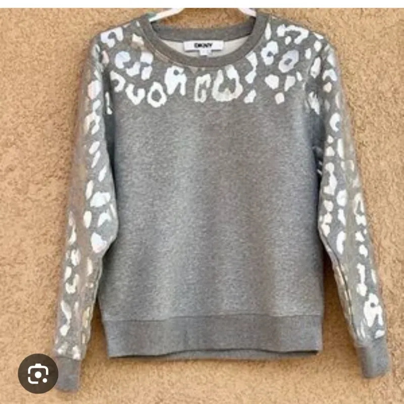 Enguatada Donna Karan New York