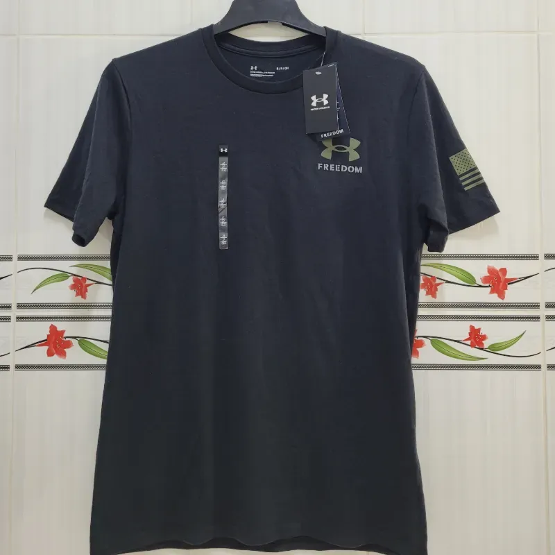 Pullover UNDER ARMOUR 