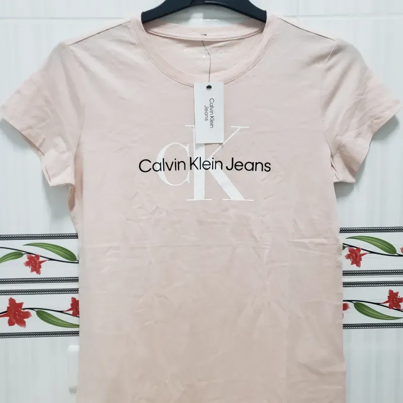 Pulover Calvin Klein 